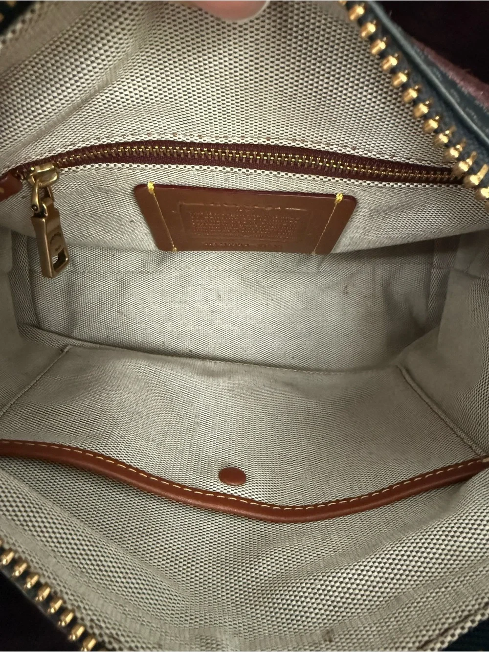 Coach compact shoulder